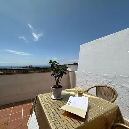 Duplex Abuhardillado Con Vistas Al Mar - Las Abejeras 640 Apartment Estepona